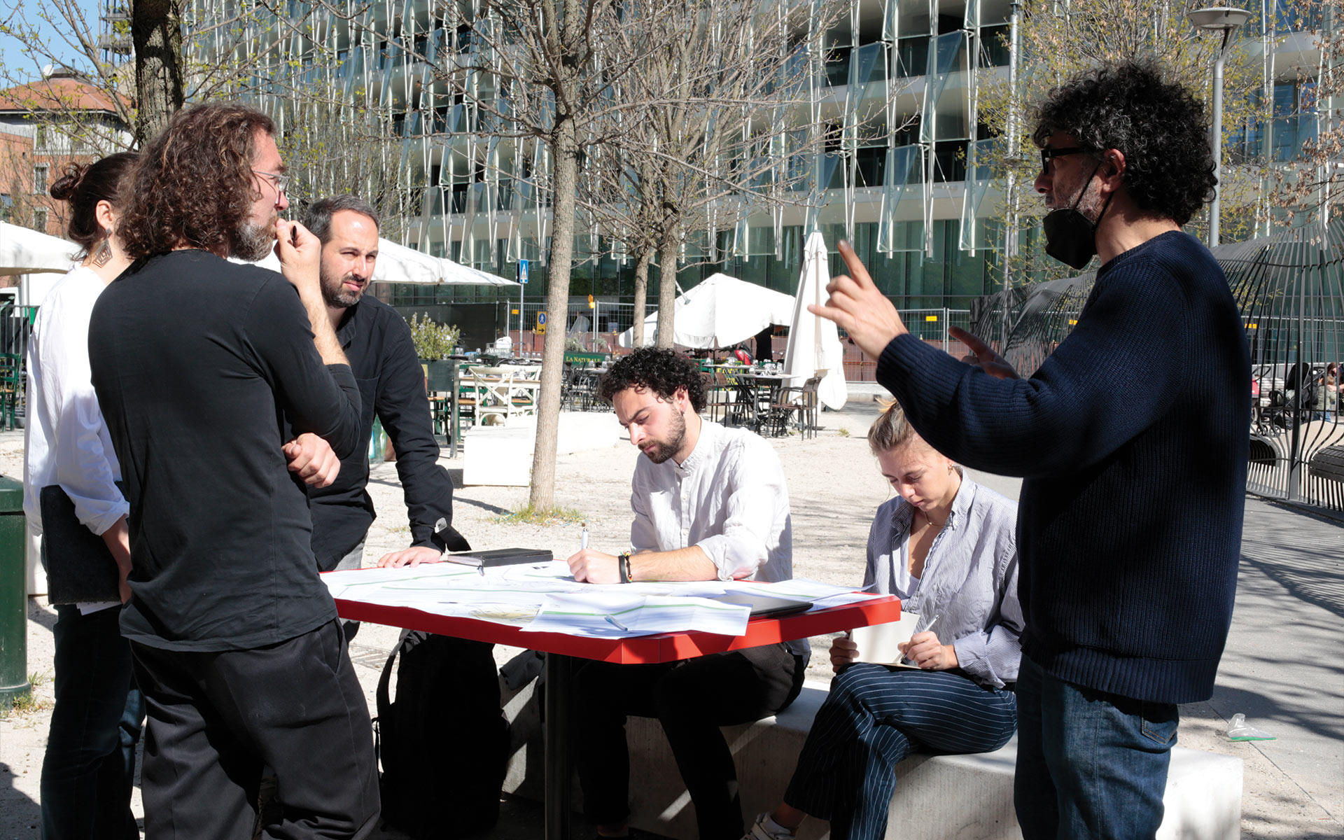 Tavoli di lavoro Workshop Città Aperte e Spazi Ibridi socioculturali