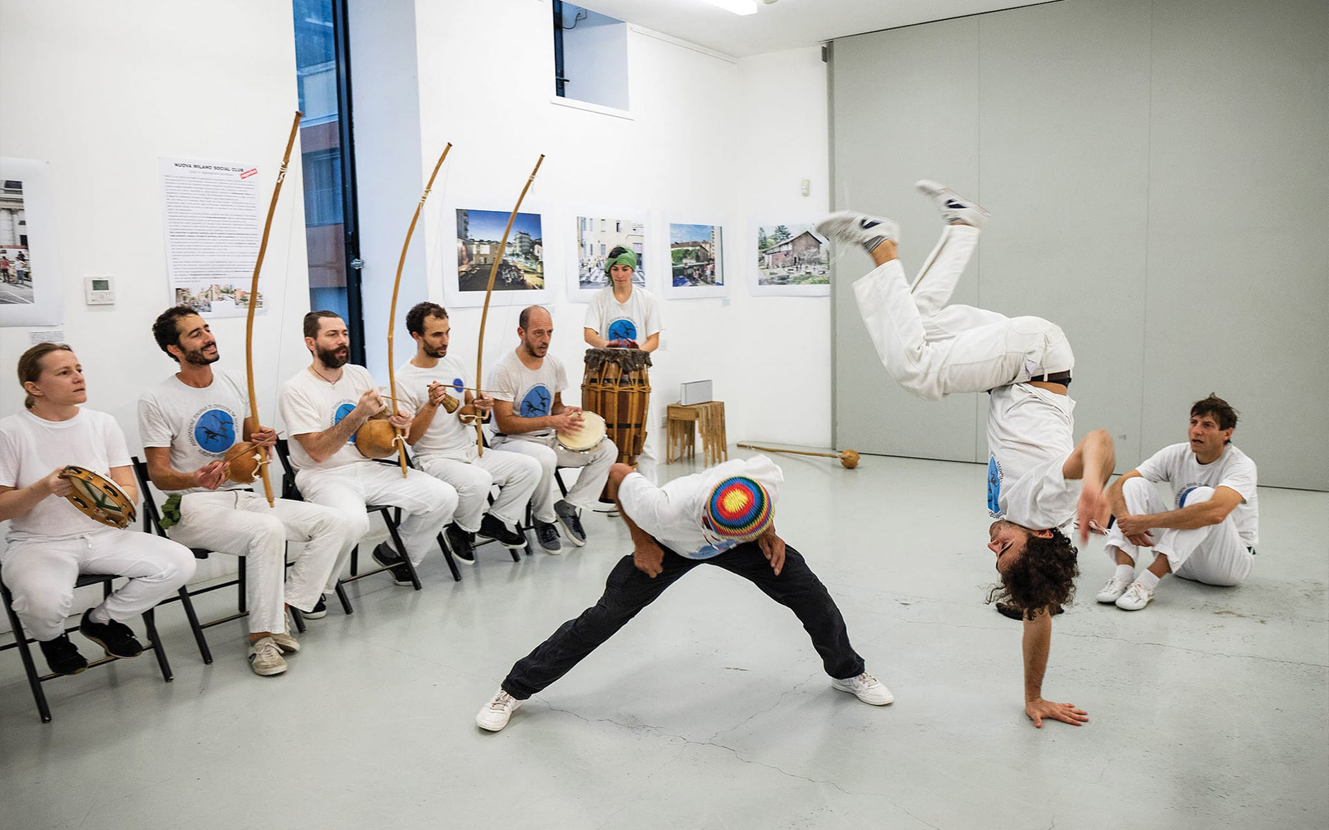Corso di capoeira nella sala Paolo Fareri