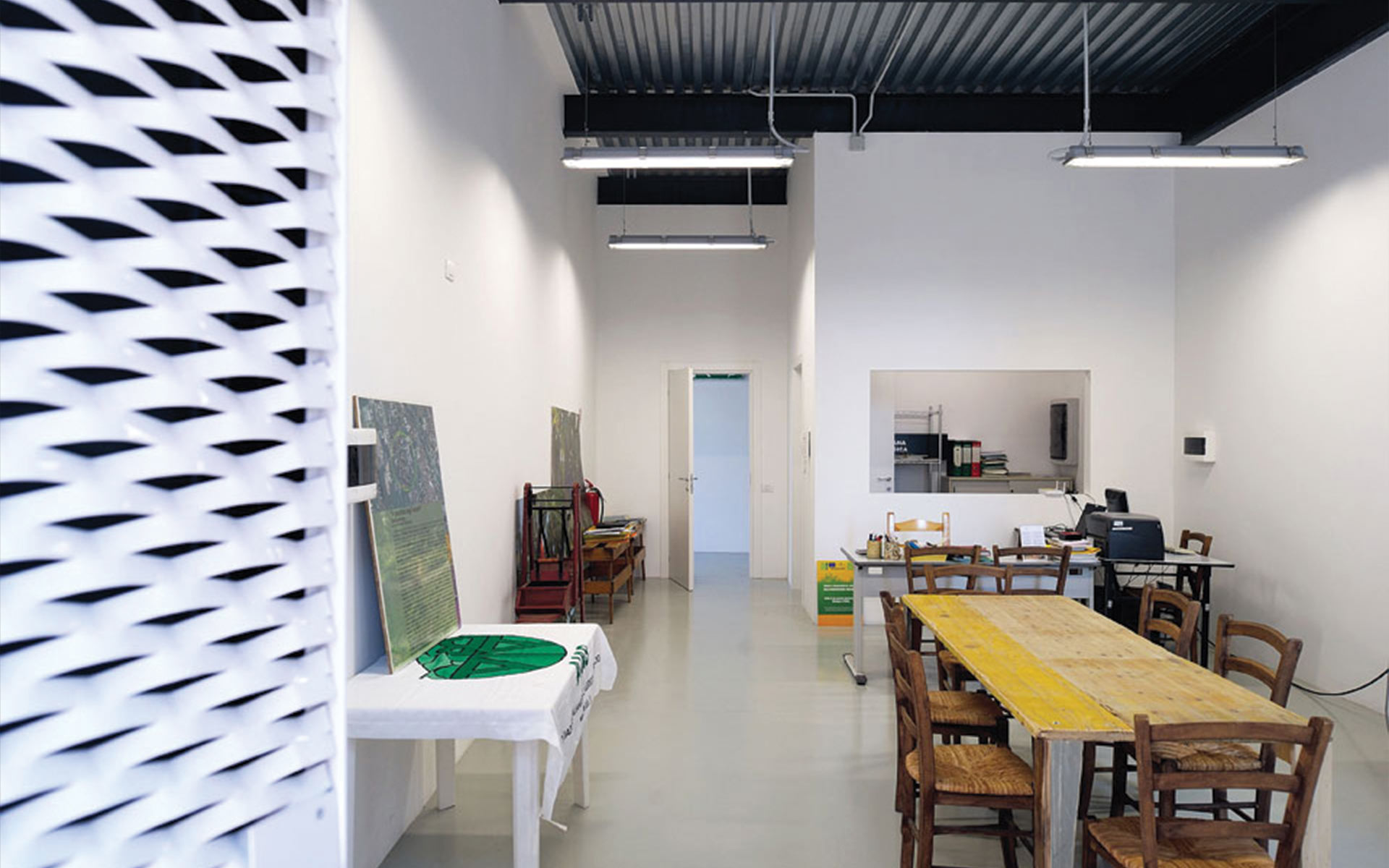 Laboratorio piano terra, foto courtesy Paolo Rosselli, 2012